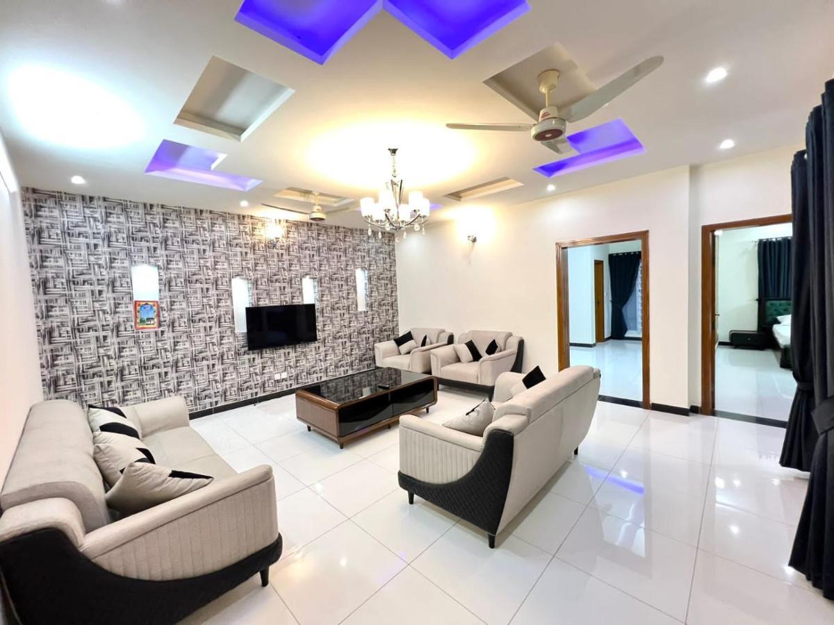 Luxury Apartment Rentals Iszlámábád Kültér fotó