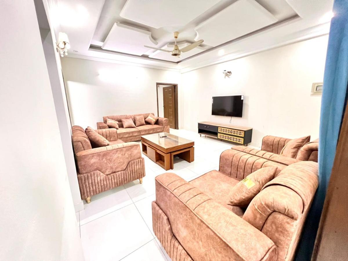 Luxury Apartment Rentals Iszlámábád Kültér fotó