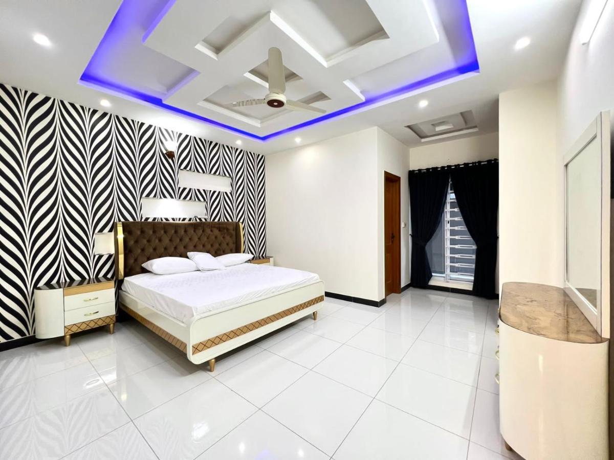 Luxury Apartment Rentals Iszlámábád Kültér fotó