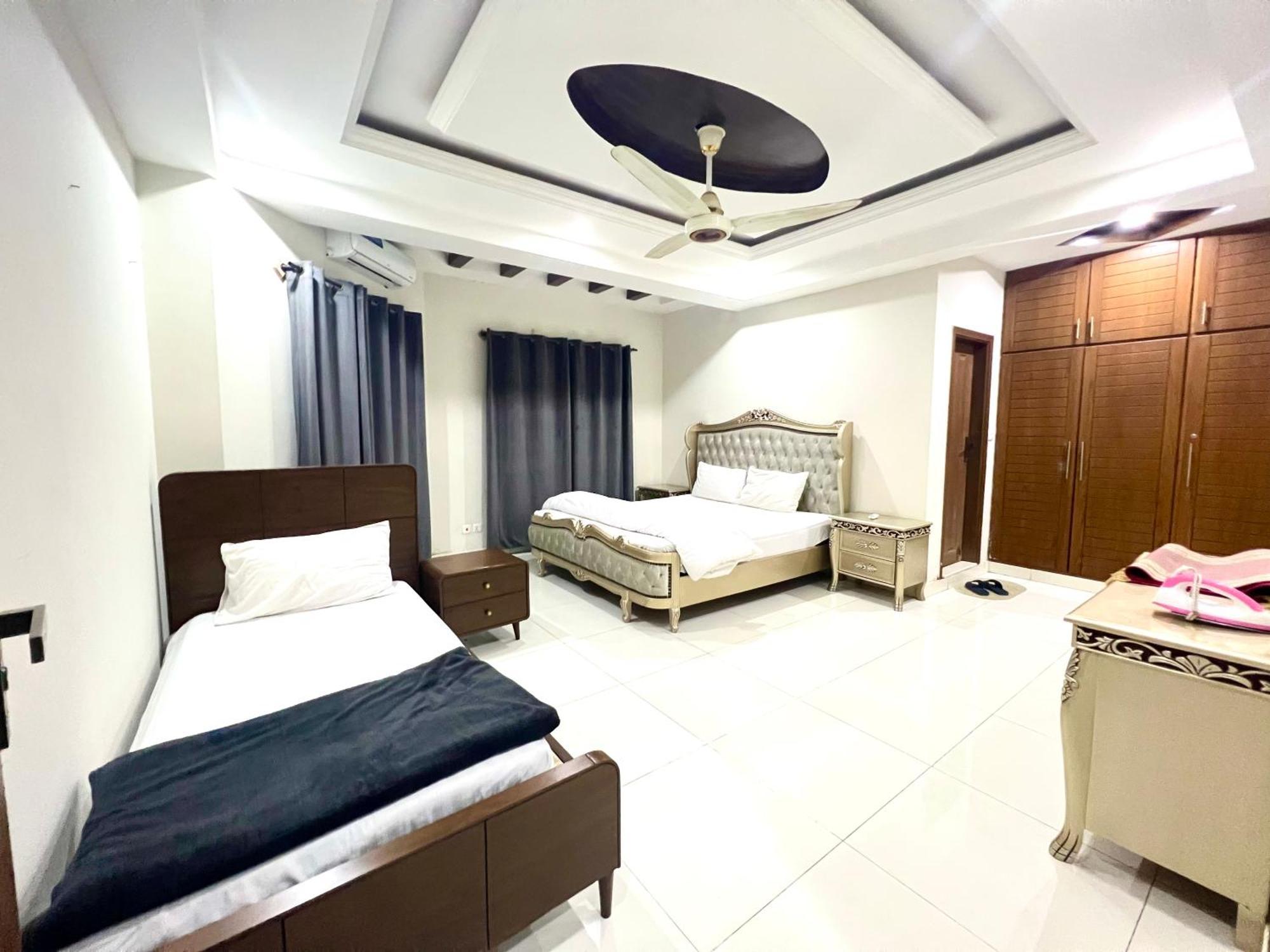Luxury Apartment Rentals Iszlámábád Kültér fotó